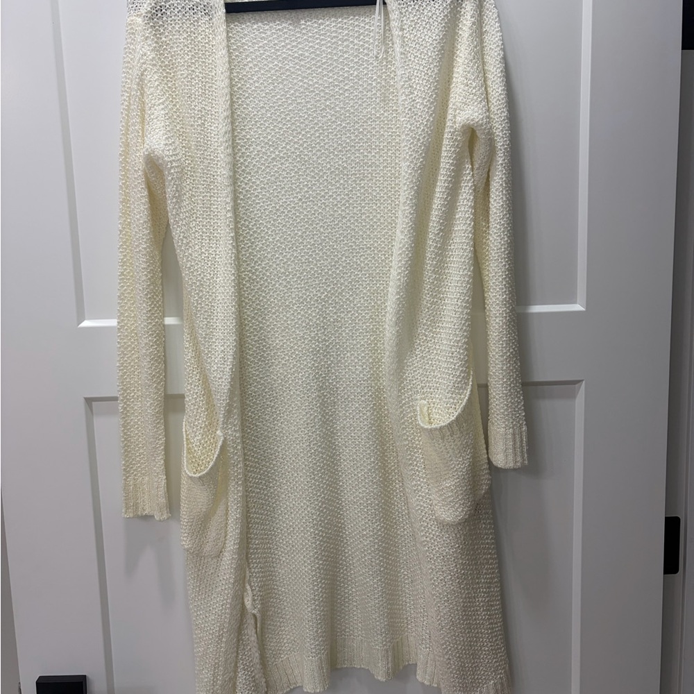 Moon & Mafison Elegant  Western Cozy Comfy Cream Women's Sweater. Size xs